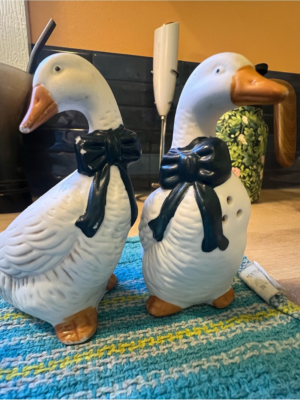 White Ceramic Goose Salt and Pepper Shaker Set with Navy Bows